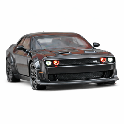 Miniatura Challenger Hellcat Redeye 1:32 em Metal com Som e Luz Maisto