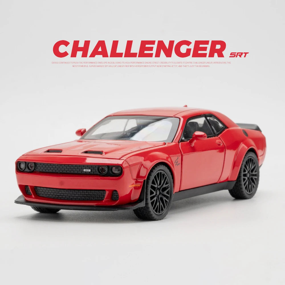 Miniatura Challenger Hellcat Redeye 1:32 em Metal com Som e Luz Maisto